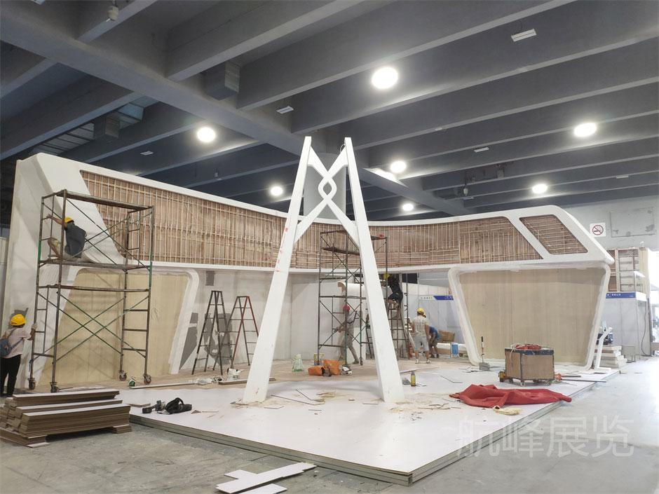 中交第二公路工程局展覽展臺搭建現場